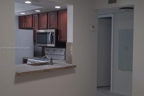 Apartment in Coral Springs, Florida 2 bedrooms, 88.26 sq.m. № 2042288 - photo 5