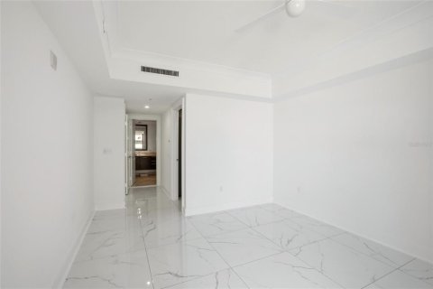 Condo in Sarasota, Florida, 2 bedrooms № 2258637 - photo 19