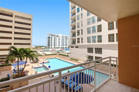 Condo in Sarasota, Florida, 2 bedrooms № 2258637 - photo 28
