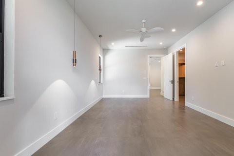 Townhouse in Fort Lauderdale, Florida 3 bedrooms, 227.15 sq.m. № 2146180 - photo 15