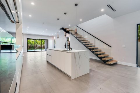 Townhouse in Fort Lauderdale, Florida 3 bedrooms, 227.15 sq.m. № 2146180 - photo 8