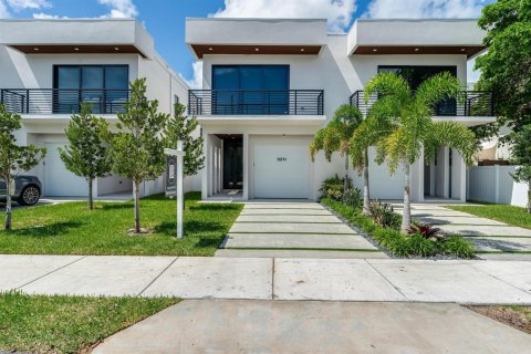 Touwnhouse à Fort Lauderdale, Floride 3 chambres, 227.15 m2 № 2146180