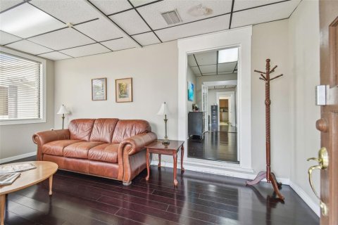 Immobilier commercial à vendre à Tampa, Floride: 144.18 m2 № 1721765 - photo 8
