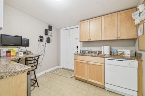 Immobilier commercial à vendre à Tampa, Floride: 144.18 m2 № 1721765 - photo 26