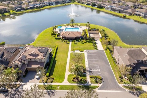 Casa en venta en Orlando, Florida, 4 dormitorios, 395.76 m2 № 2223818 - foto 8