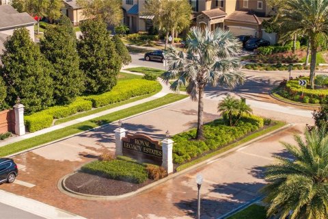 Casa en venta en Orlando, Florida, 4 dormitorios, 395.76 m2 № 2223818 - foto 16