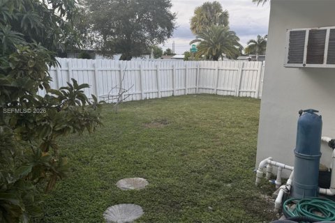 Villa ou maison à vendre à Cutler Bay, Floride: 4 chambres, 120.4 m2 № 2004648 - photo 10