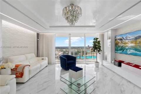 Condominio en alquiler en Hallandale Beach, Florida, 3 dormitorios, 172.43 m2 № 2088212 - foto 4
