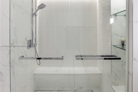 Condominio en alquiler en Hallandale Beach, Florida, 3 dormitorios, 172.43 m2 № 2088212 - foto 17