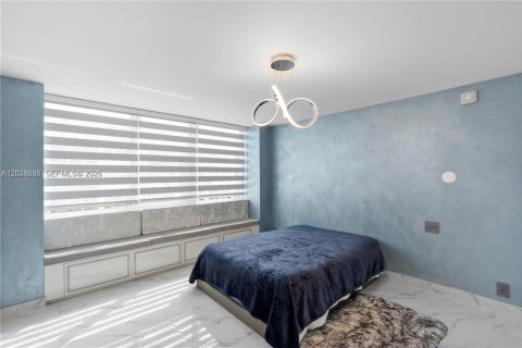 Condominio en alquiler en Hallandale Beach, Florida, 3 dormitorios, 172.43 m2 № 2088212 - foto 21