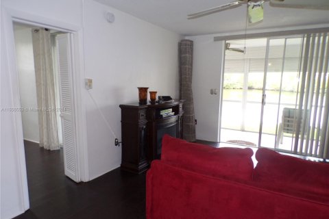 Condominio en venta en Aventura, Florida, 2 dormitorios, 100.61 m2 № 1763869 - foto 29