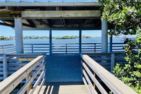 Condominio en venta en Largo, Florida, 2 dormitorios, 91.69 m2 № 1682987 - foto 27
