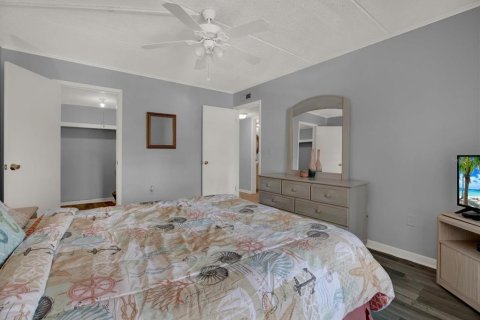 Condominio en venta en Largo, Florida, 2 dormitorios, 91.69 m2 № 1682987 - foto 16