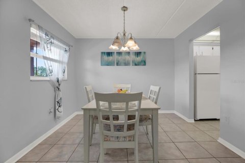 Condominio en venta en Largo, Florida, 2 dormitorios, 91.69 m2 № 1682987 - foto 4