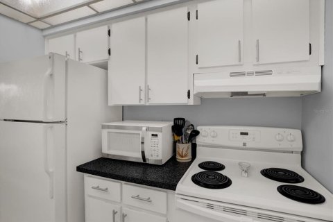 Condominio en venta en Largo, Florida, 2 dormitorios, 91.69 m2 № 1682987 - foto 7