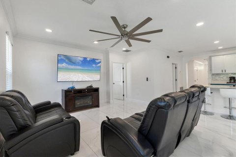 Villa ou maison à vendre à Bradenton, Floride: 4 chambres, 164.16 m2 № 1574153 - photo 8