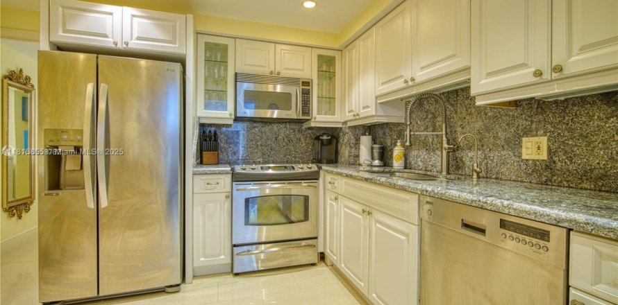 Condo à Fort Lauderdale, Floride, 2 chambres № 1779125