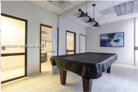 Condo in Sunny Isles Beach, Florida, 2 bedrooms  № 2060002 - photo 5