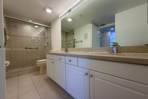 Condo in Dania Beach, Florida, 2 bedrooms  № 2422634 - photo 17