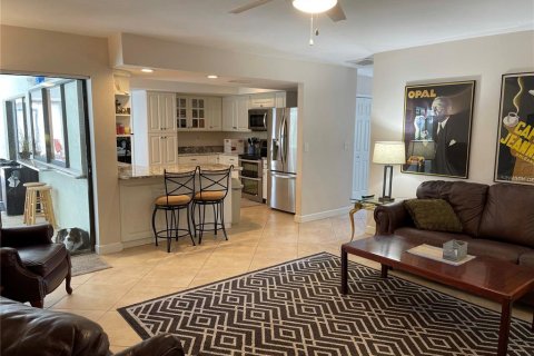 Villa ou maison à louer à Sarasota, Floride: 3 chambres, 197.42 m2 № 1835253 - photo 14