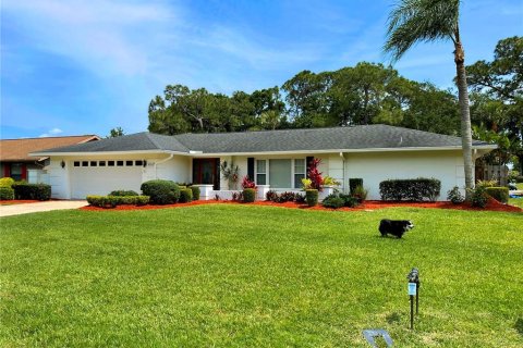 Villa ou maison à louer à Sarasota, Floride: 3 chambres, 197.42 m2 № 1835253 - photo 2