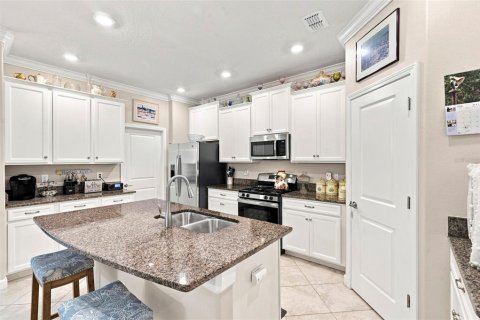 Villa ou maison à vendre à Land O' Lakes, Floride: 4 chambres, 191.47 m2 № 2222800 - photo 30
