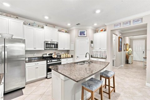 Villa ou maison à vendre à Land O' Lakes, Floride: 4 chambres, 191.47 m2 № 2222800 - photo 27