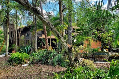 House in Oviedo, Florida 3 bedrooms, 254.18 sq.m. № 1560949 - photo 1