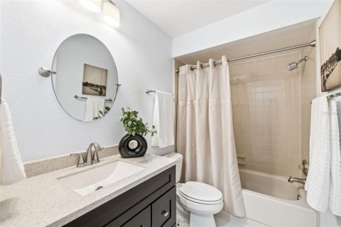 Condo in Clearwater, Florida, 2 bedrooms № 2203921 - photo 16