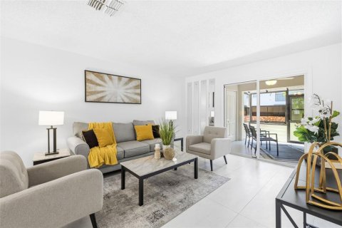Condo in Clearwater, Florida, 2 bedrooms № 2203921 - photo 3