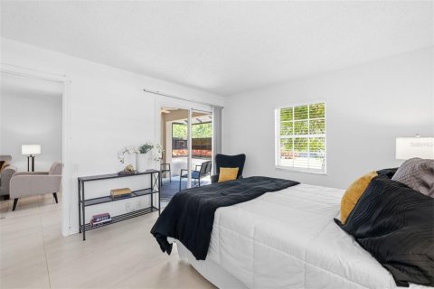 Condo in Clearwater, Florida, 2 bedrooms № 2203921 - photo 11