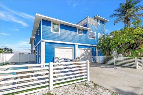 Villa ou maison à louer à Madeira Beach, Floride: 3 chambres, 138.24 m2 № 2421825 - photo 5