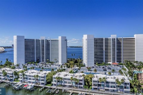 Copropriété à vendre à Sarasota, Floride: 3 chambres, 330.36 m2 № 1722422 - photo 12