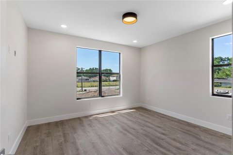 Townhouse in Tampa, Florida 4 bedrooms, 199.09 sq.m. № 2396343 - photo 27