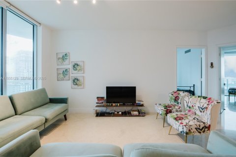 Condo in Miami, Florida, 2 bedrooms  № 2052768 - photo 5