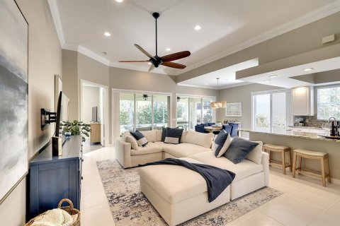 House in Sarasota, Florida 3 bedrooms, 186.55 sq.m. № 1689759 - photo 7