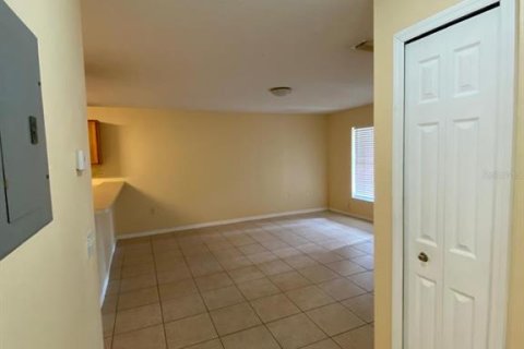 Apartment in Poinciana, Florida 3 bedrooms, 121.89 sq.m. № 2422784 - photo 10
