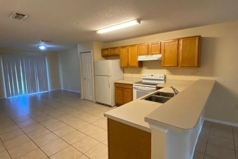 Apartment in Poinciana, Florida 3 bedrooms, 121.89 sq.m. № 2422784 - photo 4