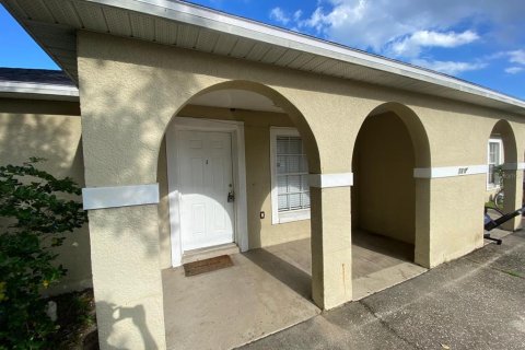 Apartment in Poinciana, Florida 3 bedrooms, 121.89 sq.m. № 2422784