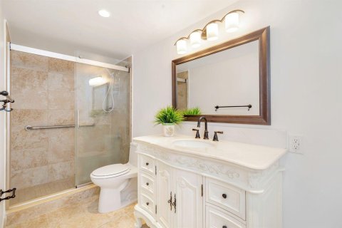 Condo in North Palm Beach, Florida, 2 bedrooms  № 2082040 - photo 15