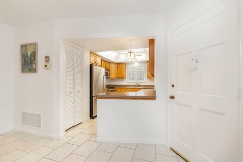 Condo in North Palm Beach, Florida, 2 bedrooms  № 2082040 - photo 29