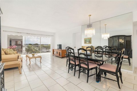 Condo in North Palm Beach, Florida, 2 bedrooms  № 2082040 - photo 19