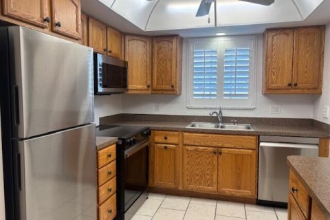 Condo in North Palm Beach, Florida, 2 bedrooms  № 2082040 - photo 12