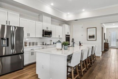 Casa en venta en Sorrento, Florida, 4 dormitorios, 248.51 m2 № 2196814 - foto 4