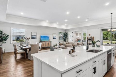 Casa en venta en Sorrento, Florida, 4 dormitorios, 248.51 m2 № 2196814 - foto 8