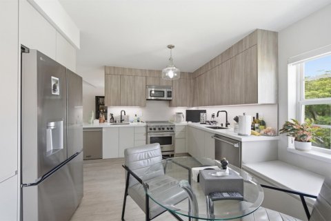 Condo in Boca Raton, Florida, 3 bedrooms  № 2078553 - photo 3
