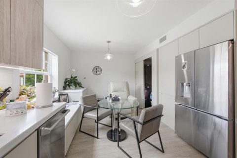 Condo in Boca Raton, Florida, 3 bedrooms  № 2078553 - photo 2