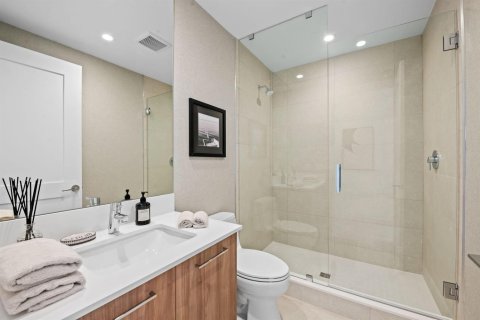 Condo in Fort Lauderdale, Florida, 3 bedrooms  № 2427743 - photo 24