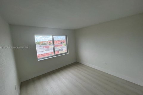 Copropriété à louer à Hialeah, Floride: 2 chambres, 79.15 m2 № 1933070 - photo 23