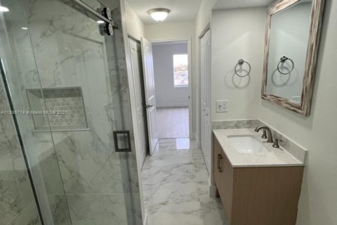 Copropriété à louer à Hialeah, Floride: 2 chambres, 79.15 m2 № 1933070 - photo 20